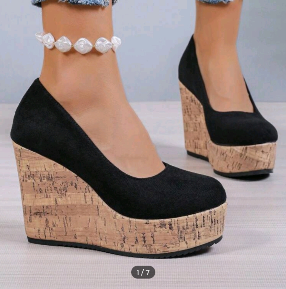 SHEIN Black Wedge Platform Shoes